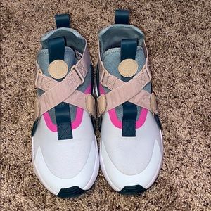 Mike Air Huarache City